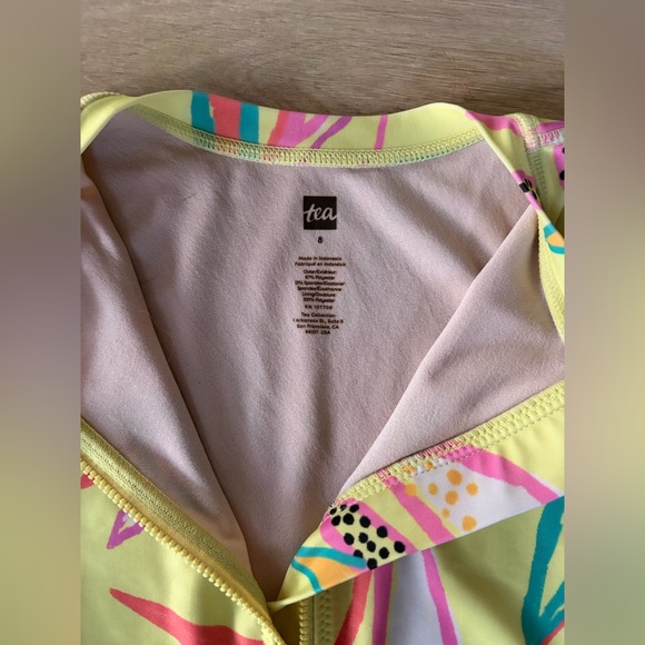 Tea Collection long sleeve zip up floral bathing suit - size 8 - Picture 2 of 4